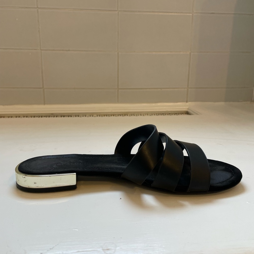 Zara flat sandals block heel 8